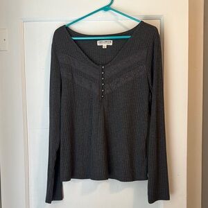 Idyllwind Gray Long Sleeve Buttoned Blouse